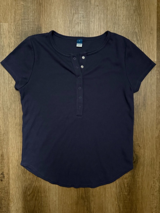 Old Navy Tops - Old Navy Scoop Neck Tee